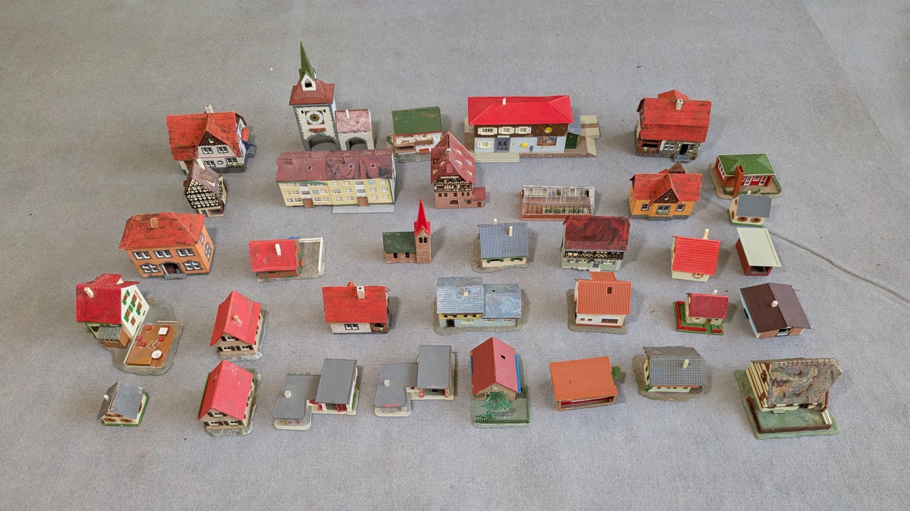 Märklin Modellini di ferrovie: Riesige Märklin Eisenbahn mit Sammlerwert – Usato da Binningen venduto da LukasRicardo 6