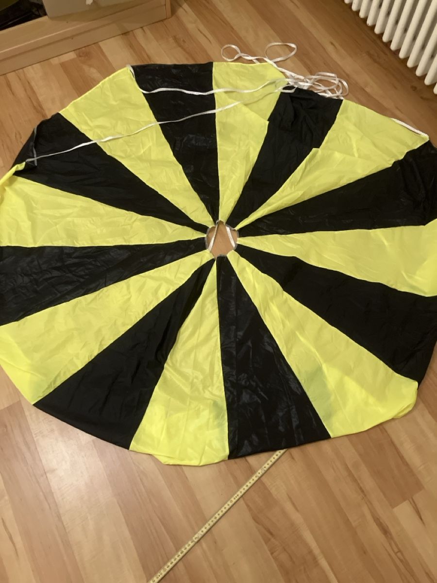 Kit di modellismo & Modellini statici: Modellraketen Fallschirm Stoff( 150cm Durchmesser) – Usato da Windisch venduto da Sumpfrose 3