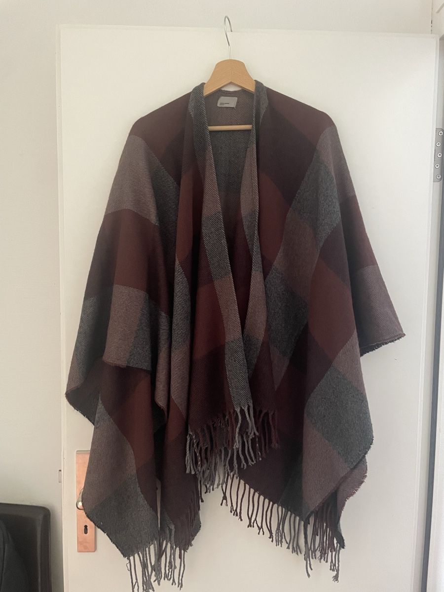 Foulards & écharpes: Vero Moda Poncho Neuwertig – Neuf (Voir description) à Schüpfheim par Nussbaum_4