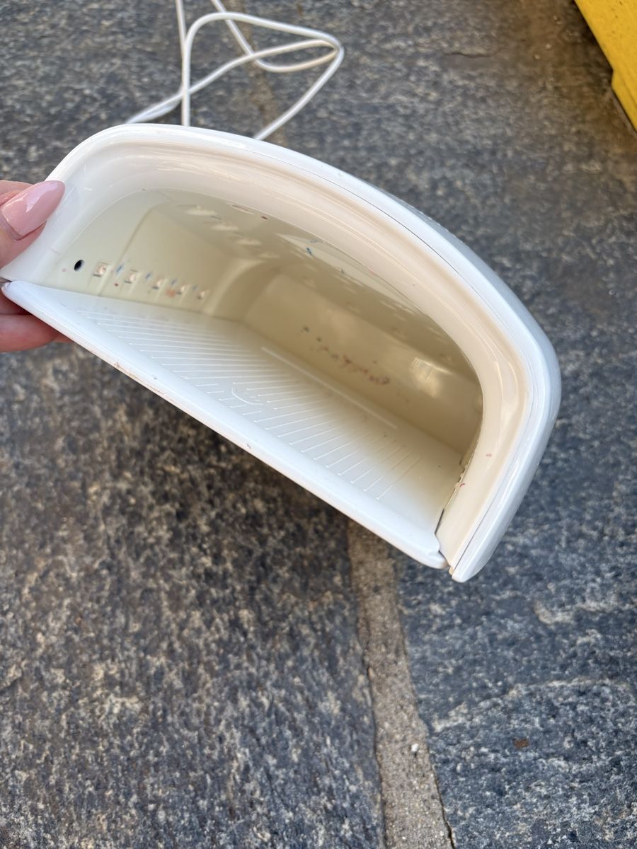 Lampade: Nail und uv Lampen – Usato da Claro venduto da DeZeDo 3