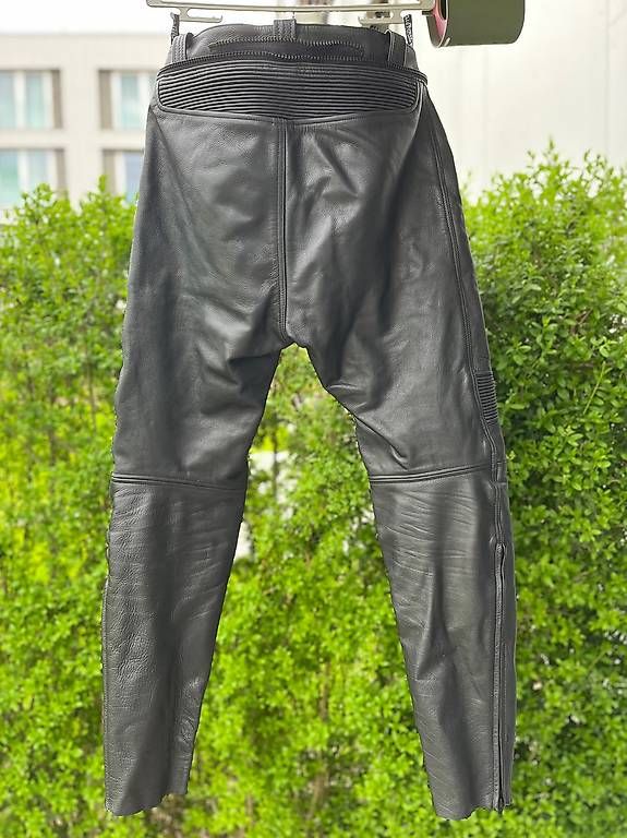 Pantaloni: Motorrad Lederhosen – Usato da Siebnen venduto da pet_z9cr 1