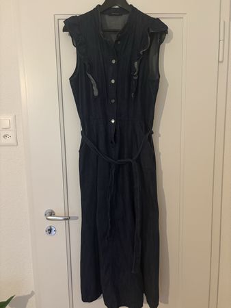 Bruuns Bazaar Kleid Jeans Grösse 40 mit Gürtel
