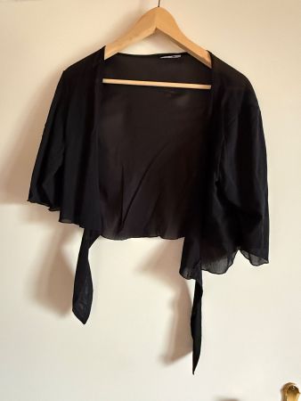 Bolero schwarz Chiffon Grösse 48/50 Bindeband