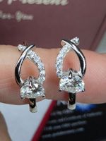 Boucles d'oreille argent avec diamants moissanite de 1 ct