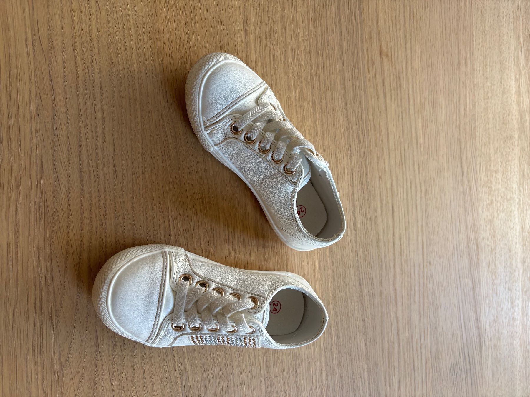 Scarpe per ragazze: Chaussures fille Seed Heritage taille 24 – Usato da lausanne venduto da beauxproduits 2