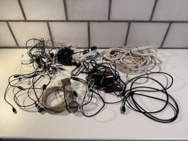 Kabel-Sammelsurium: USB, TV, Audio, Cablecom, diverse
