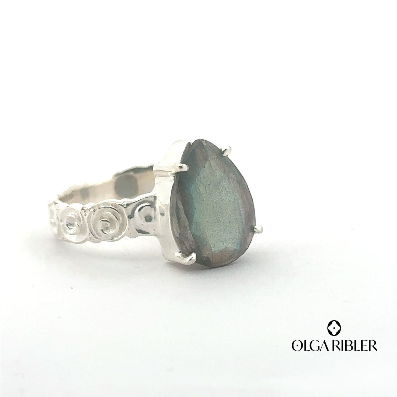 Olga Ribler Anelli: Unikate Silber Ring 925 mit Labradorit  Grösse 59 – Nuovo (secondo la descrizione) da Luzern venduto da Schmuckoutlet 7
