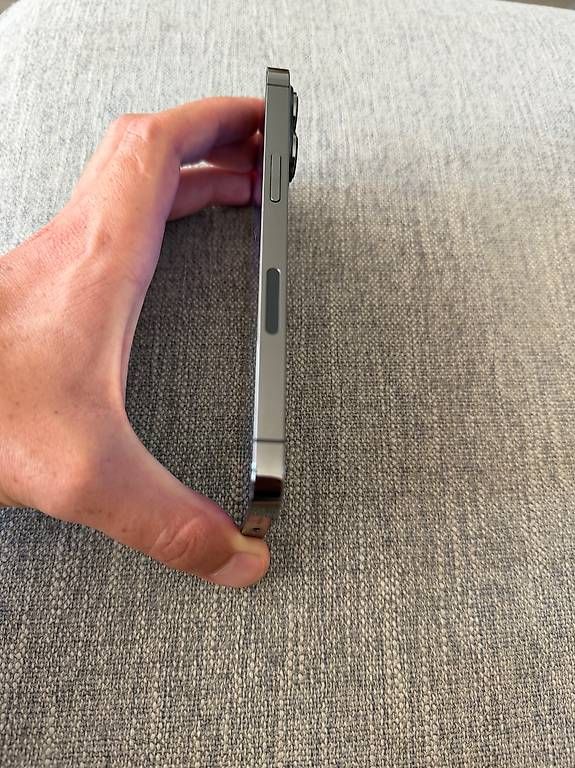 Telefoni cellulari / Smartphones: Iphone 13Pro – Usato da Dietlikon venduto da MRenevey 2