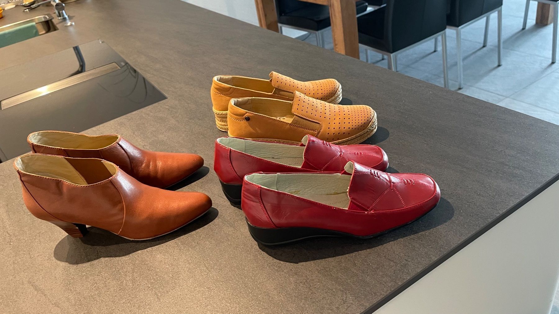 Chaussures femmes: 5-teiliges Damenschuhepaket – Neuf (Voir description) à Zufikon par lea050 2