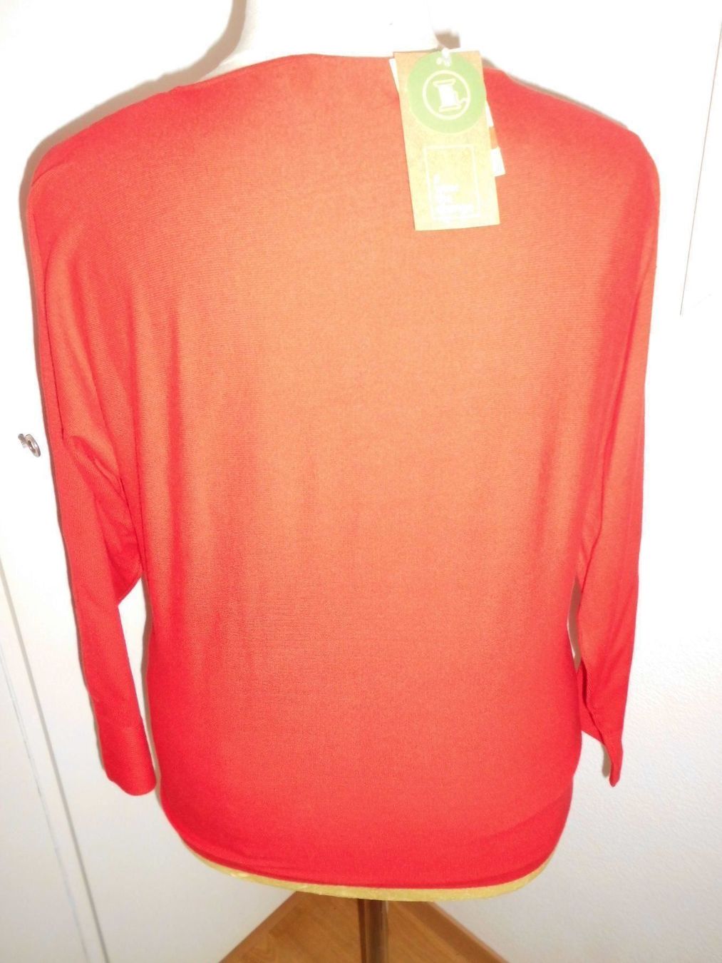 Pulls & Sweat-shirts: Pull rouge T. L – Neuf (Voir description) à Marin-Epagnier par Madja 2