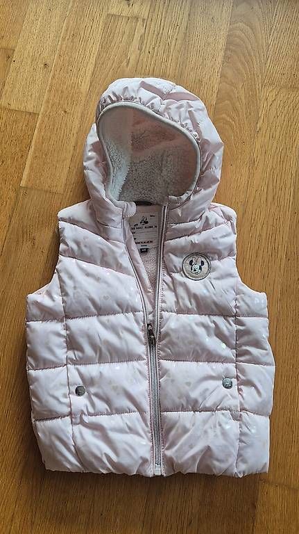 Sonstige Mädchenkleider: Gilet Gr.98 – Gebraucht aus Unterentfelden von jkl_59w2