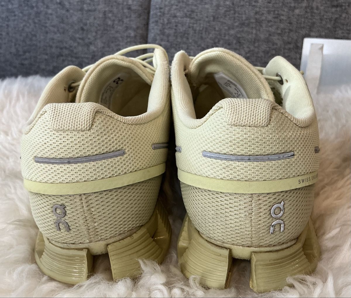 On Scarpe da donna: ON Sneaker  Schuhe Nr.40 – Usato da Untersiggenthal venduto da mei_k67m 3