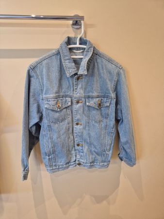 Coole Jeansjacke, Gr. 140