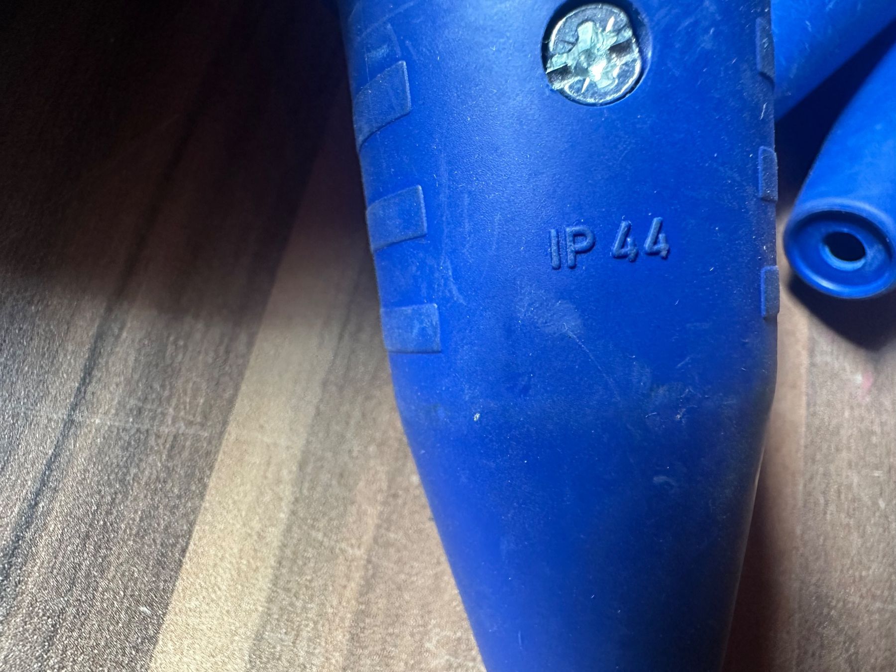 Spine: 4.Stk Stecker T23 Neu – Usato da Huttwil venduto da Bolpa 5