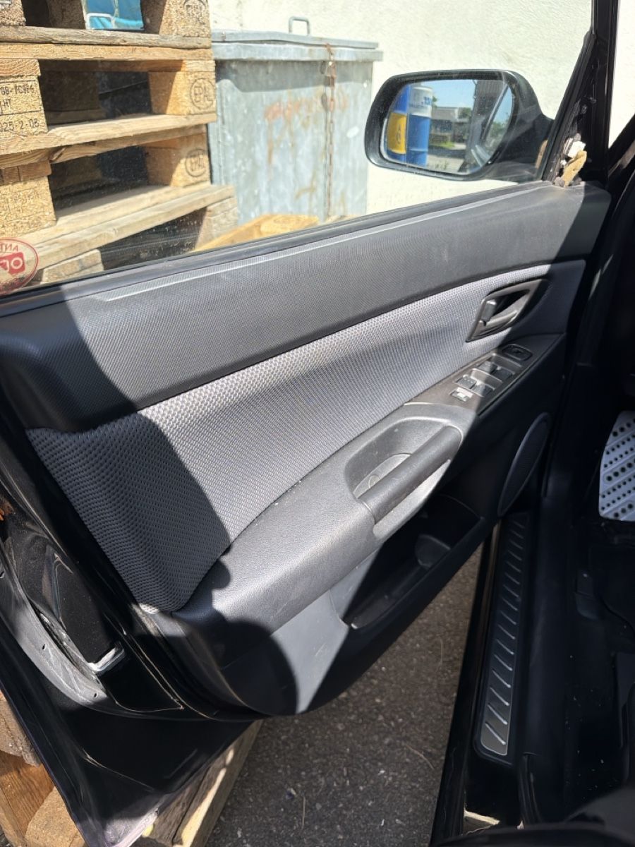 Mazda Tutti pezzi di ricambio auto: Mazda 3 mps Türverkleidung  – Usato da Gossau SG venduto da ds40 3