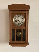 Antike Wanduhr