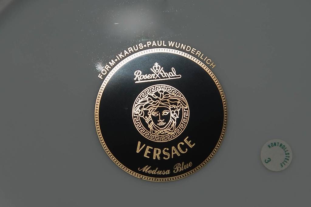 Services de table: Soupière Medusa Blue Versace – D'occasion à Yvorne par La6 1