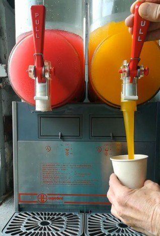 Elettrodomestici da cucina: Ugolini Granitor Granita Slush Eismaschine – Usato da Suhr venduto da KFK-MA 2