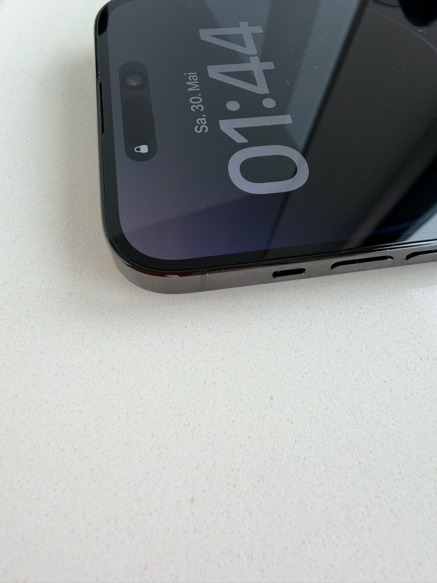 Apple Telefoni cellulari / Smartphones: iPhone 14 Pro Max Space Black 256GB mit OVP – Usato da Horgen venduto da Mikki_smith 2