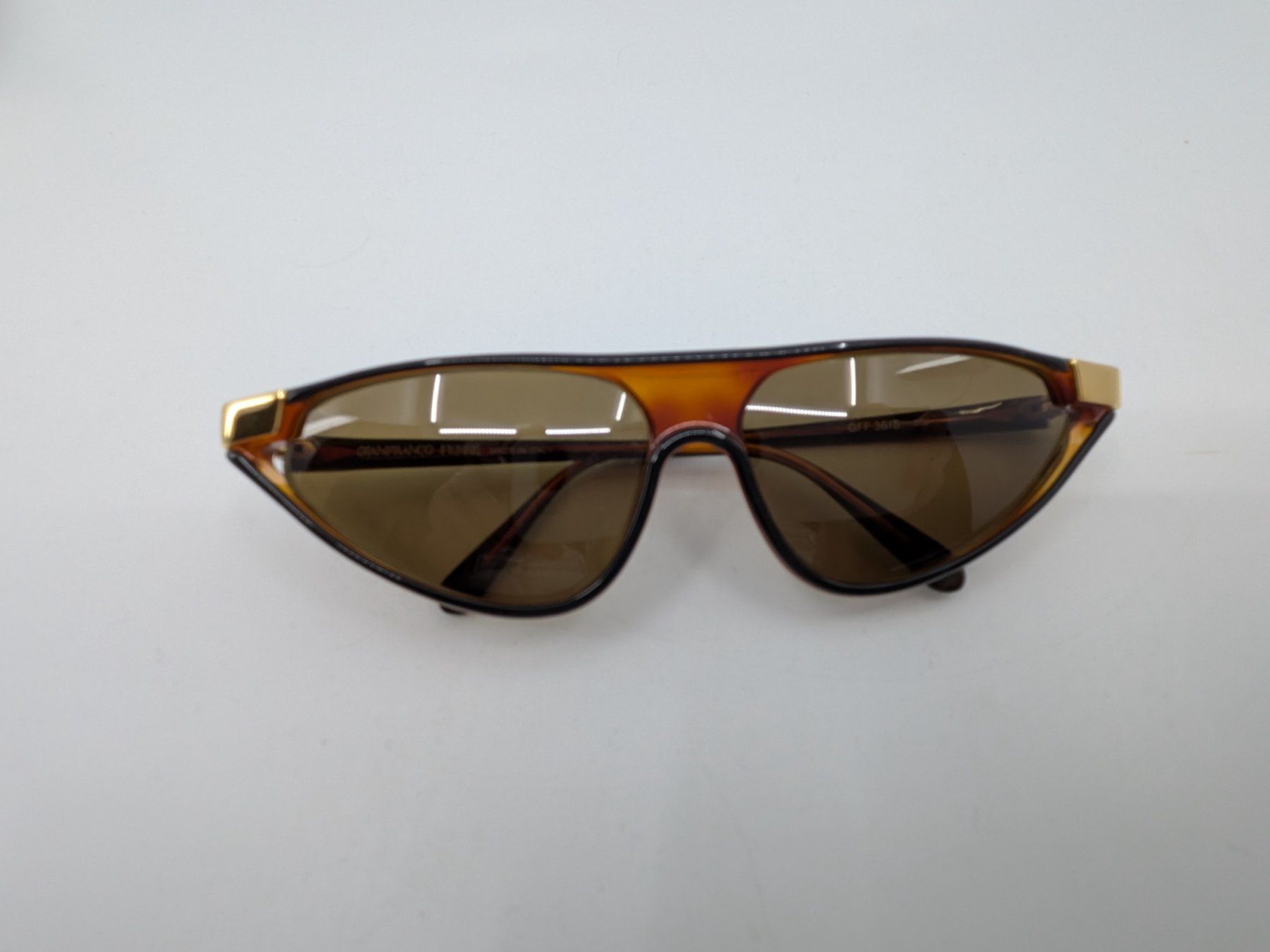 Gianfranco Ferre Occhiali & Lenti: Gianfranco Ferre Sonnenbrille Vintage – Usato da Emmen venduto da magelan 1