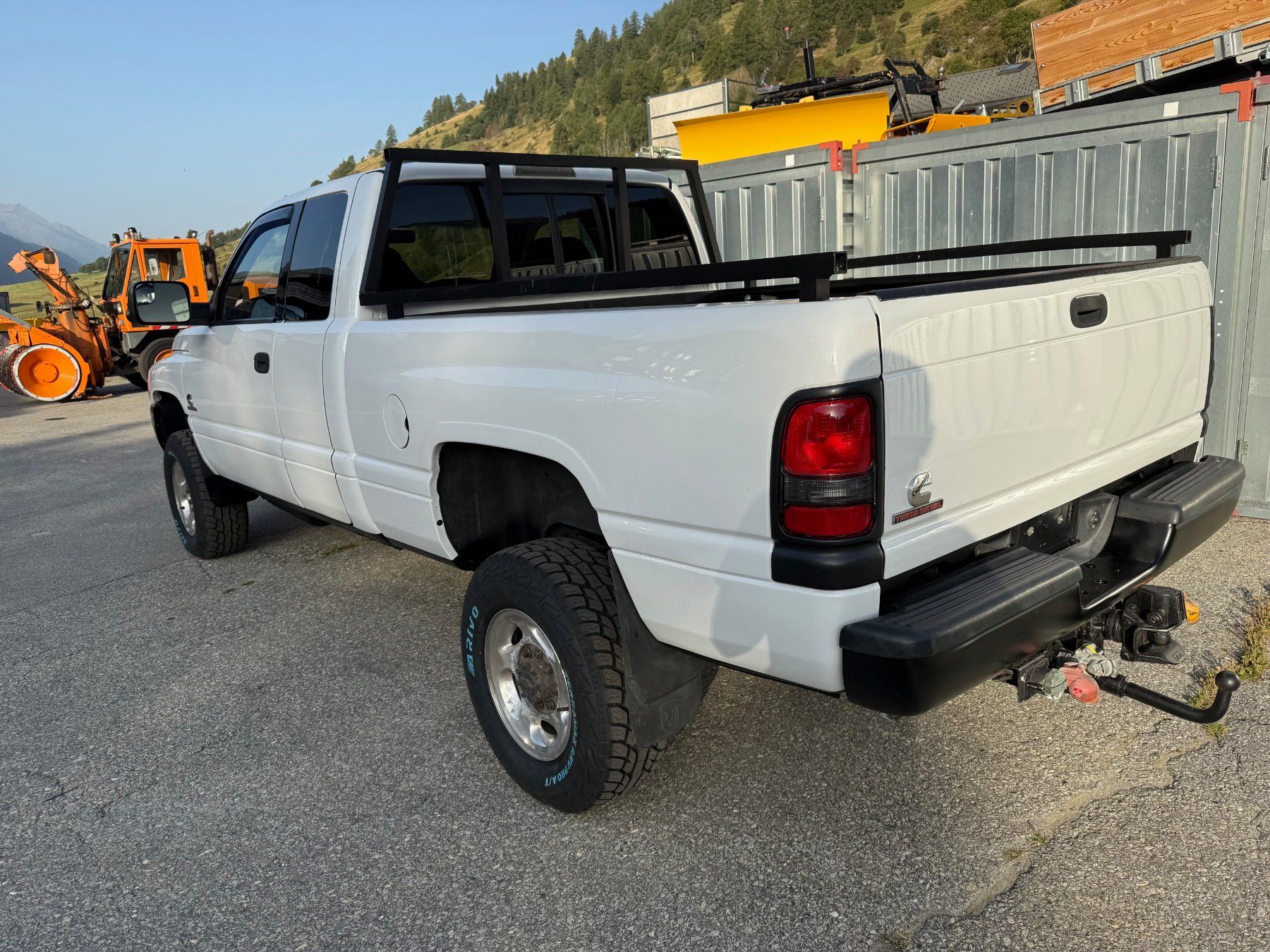 Veicoli commerciali: Dodge Ram 2500 4x4 Cummins Druckluftbremse – Usato da Münster venduto da werage 3