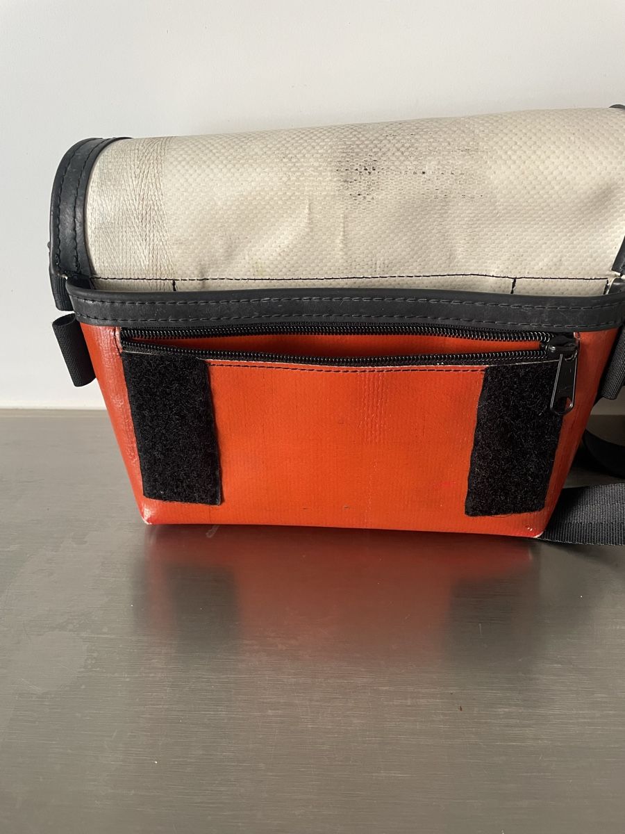 Borse: Freitag Bauchtasche – Usato da Bern venduto da pablo2013 2