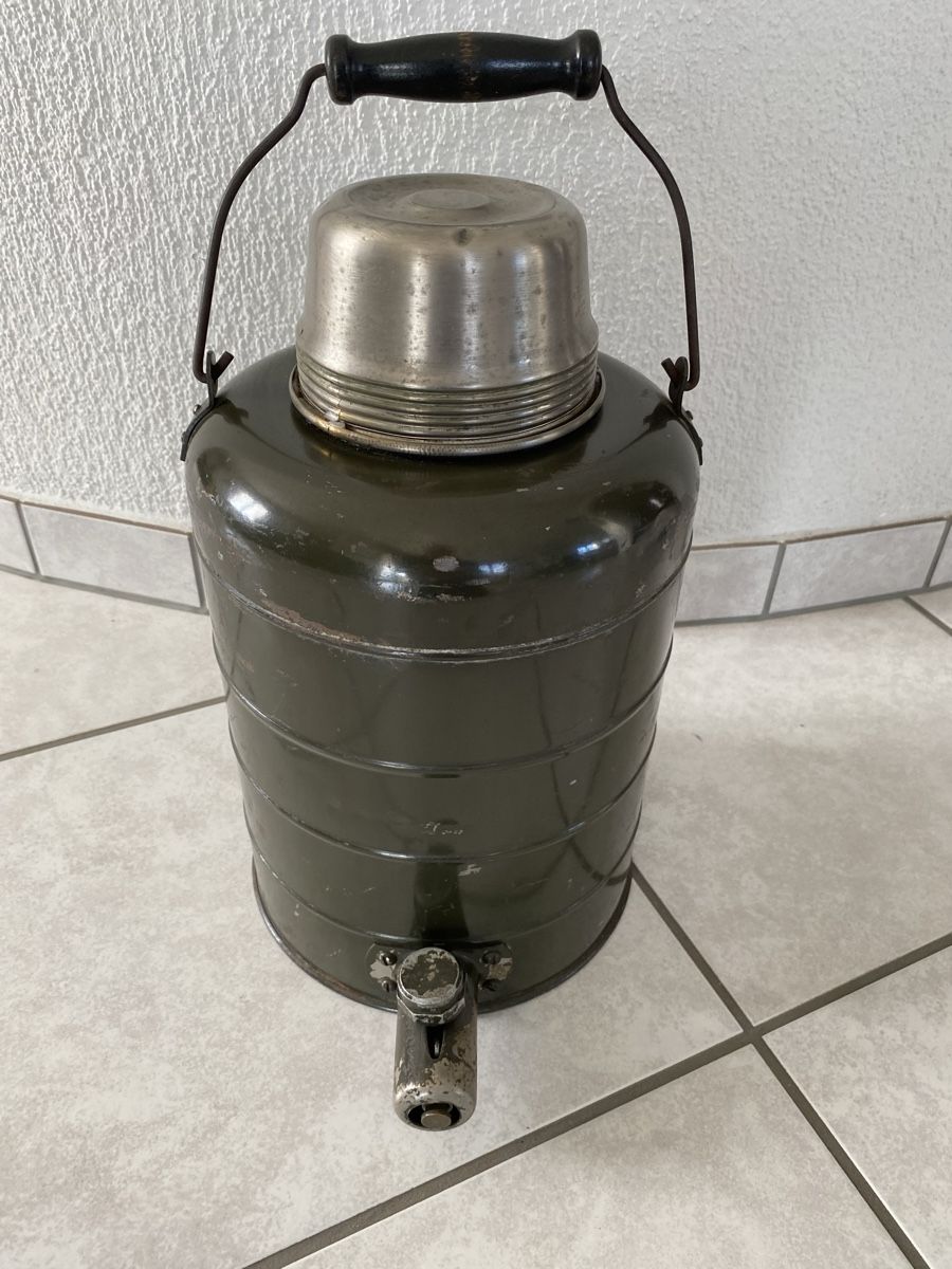 Contenitori edile: US-Army Stanley Liquid Thermo Container – Usato da Hoeri venduto da remove