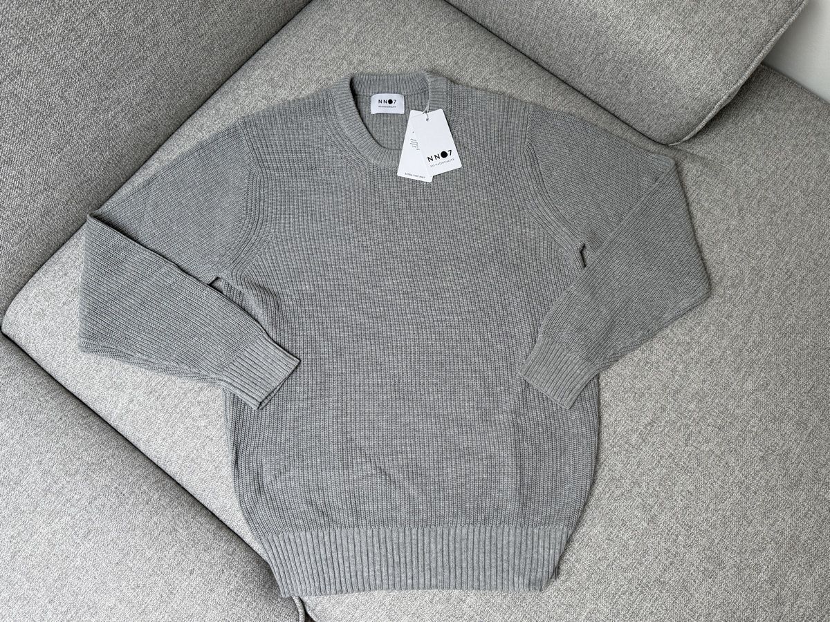 Maglioni & Felpe: NN07 Herrenpullover, Gr. S, neu mit Etikett, grau – Nuovo e nell'imballaggio originale da Biel-Benken BL venduto da Aplus0 1