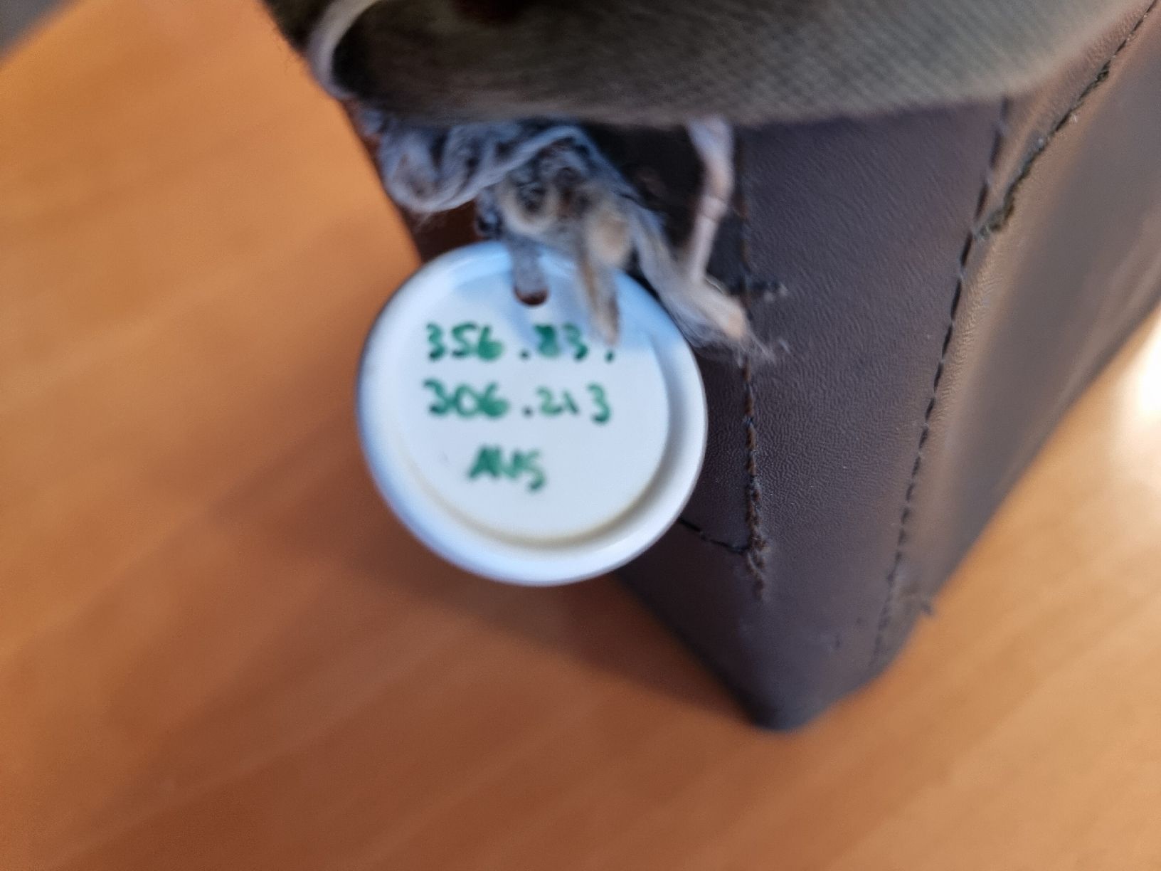Scarpe da uomo: Original Mannzputzmaterial  der Schweizer Armee – Usato da Uetendorf venduto da .Eidgenosse. 3