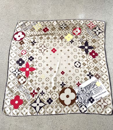 Louis Vuitton Seiden Schal