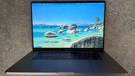 Macbook Pro 2019, 6 Core i7, 16GB Ram, 500GB SSD, TouchBar