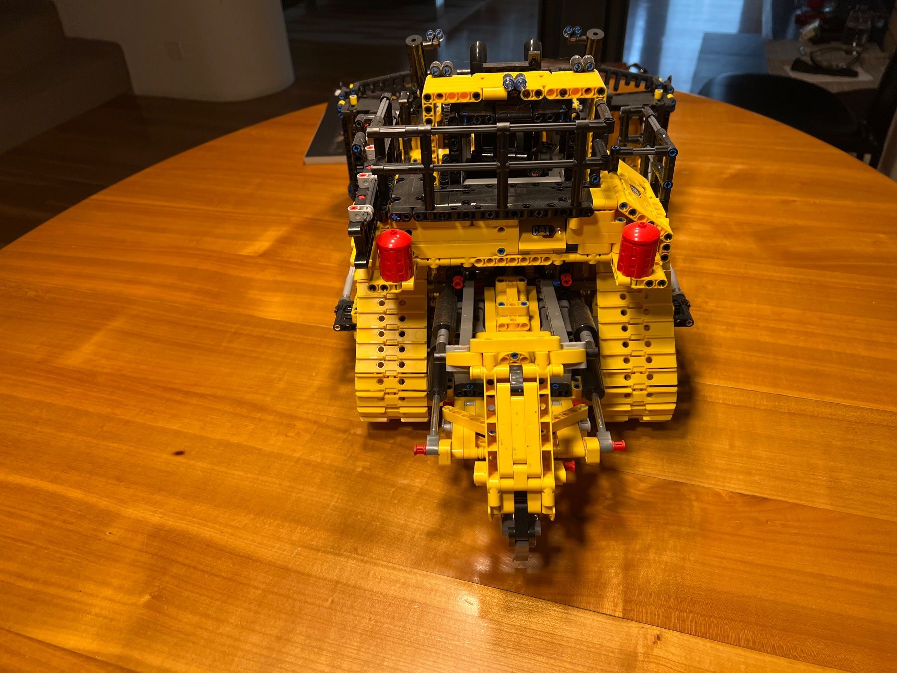 Lego Giocattoli: Lego technic App gesteuerter Cat D11 Bulldozer Nr: 42131 – Usato da Thalwil venduto da andrebrem 1