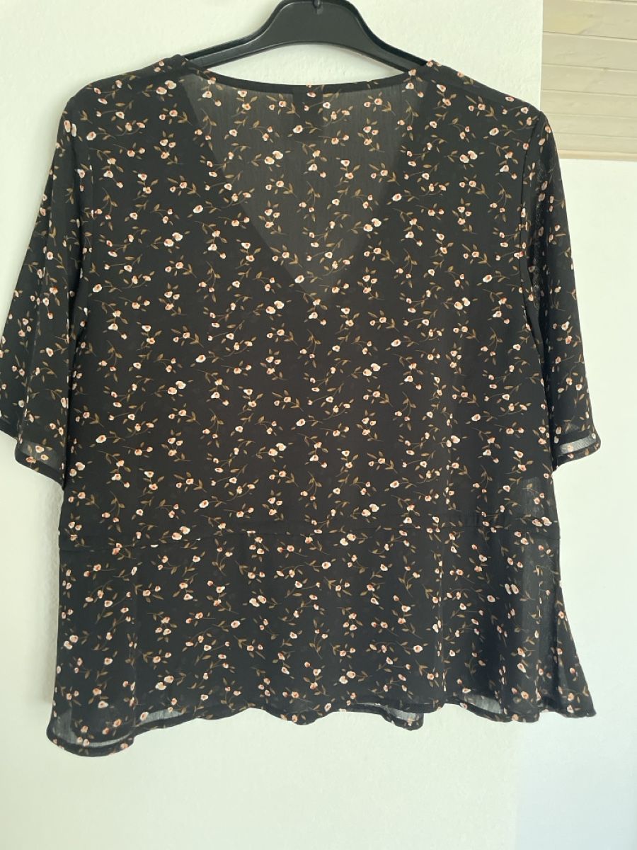 Blusen: Sommerliche Damenbluse mit Blumenmuster, Grösse S – Gebraucht aus Uster von fas_q2ft 2