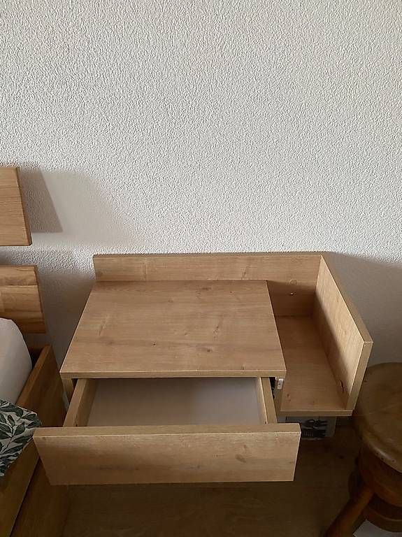 Mömax Nachttische: Floating Nachttisch – Gebraucht aus Biel/Bienne von cyb_2jcy 3