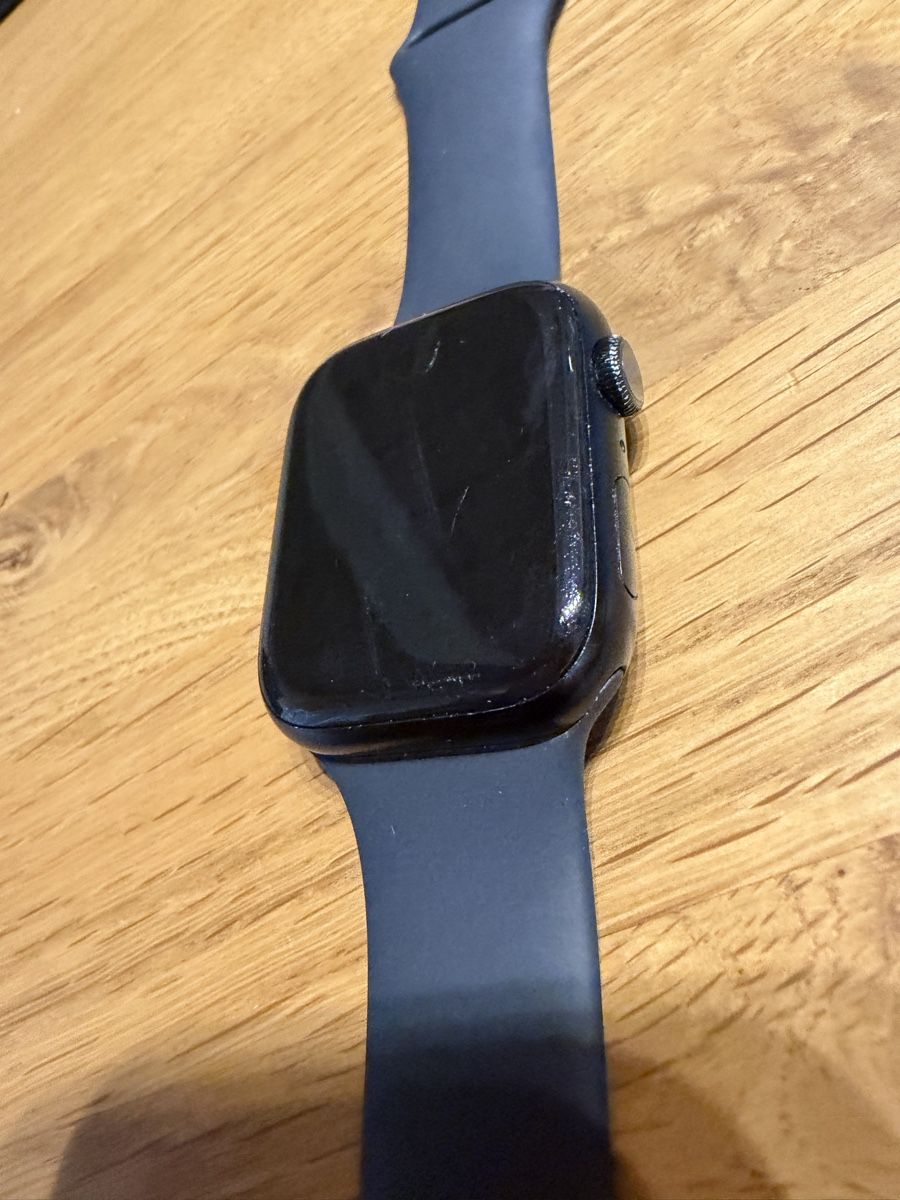 Apple Smartwatch: Apple Watch Serie 8 – Usato da Watt venduto da SwissBlueLine 2