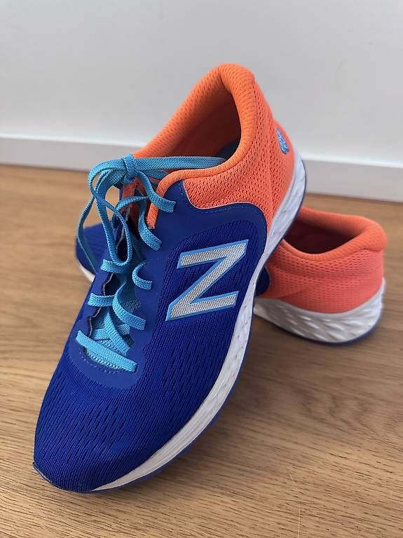 Scarpe da uomo: New Balance Hallenschuhe, Grösse 36 – Usato da Birmensdorf ZH venduto da FiKaVa 2