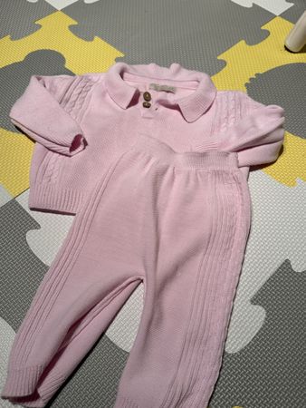Baby Girl Knit Set!
