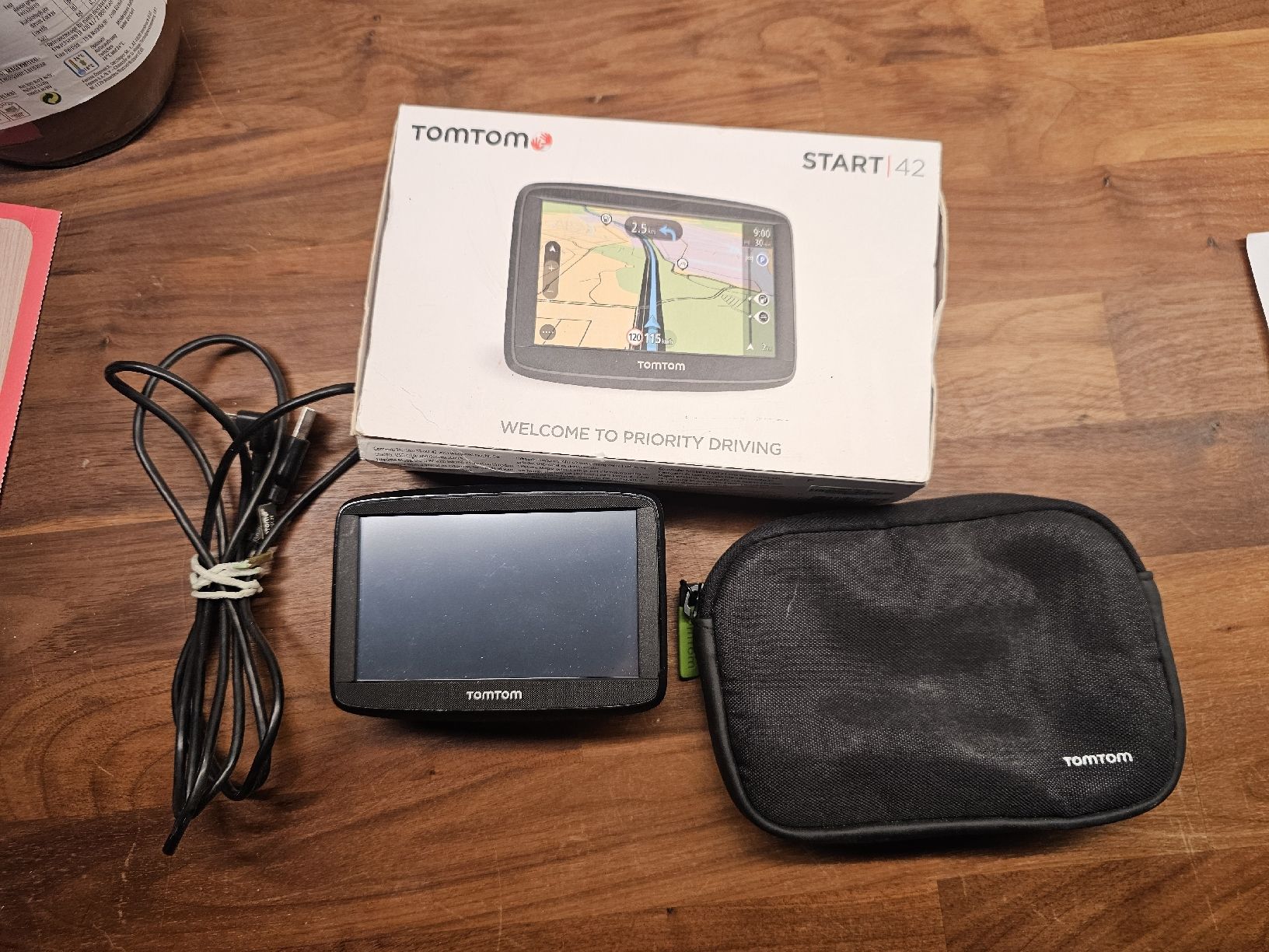 Tomtom Navigatori: TomTom Start 42 Navigationsgeraet - Inkl. Tasche & Kabel! – Usato da Solothurn venduto da nat_8yg2