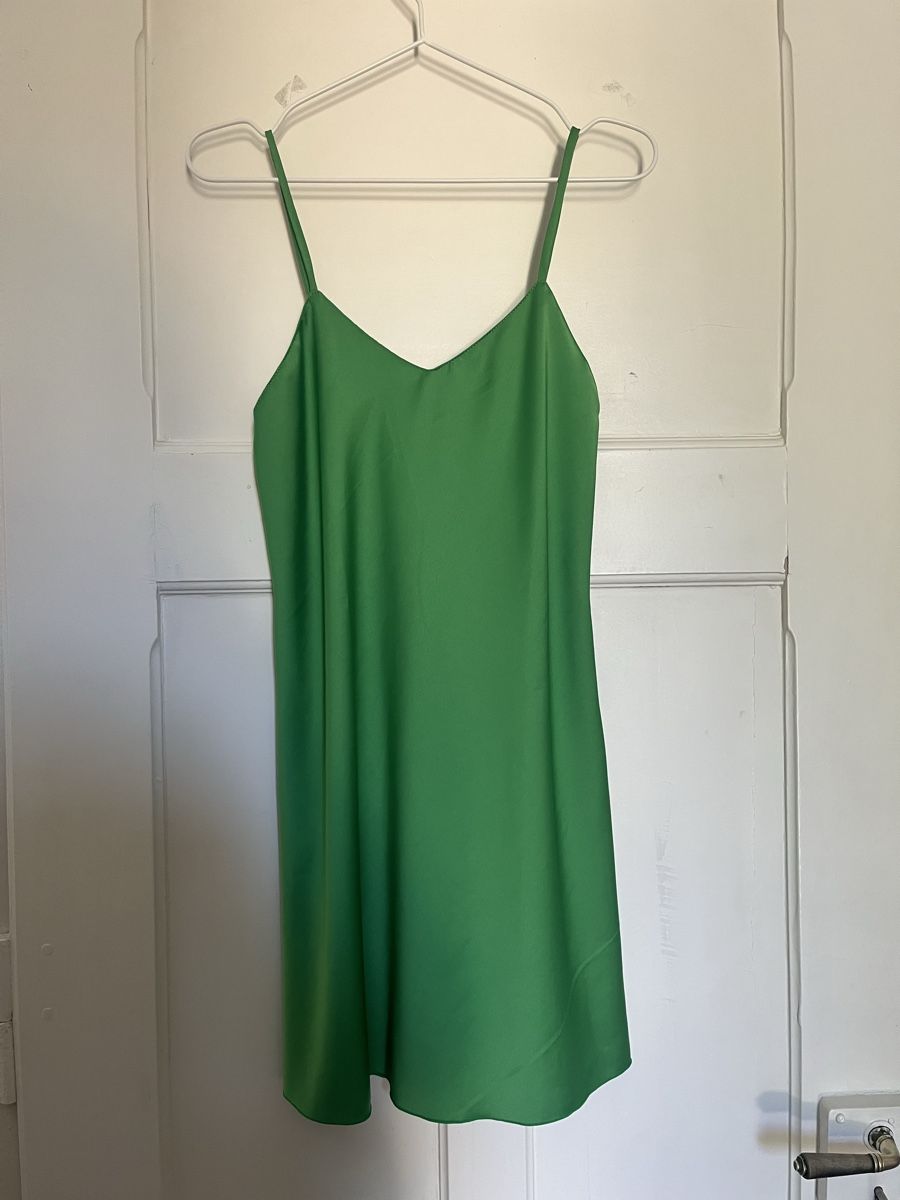 Kleider: Makara Kleid – Neu (gemäss Beschreibung) aus Bern von Nena4