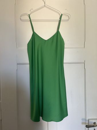 Makara Kleid