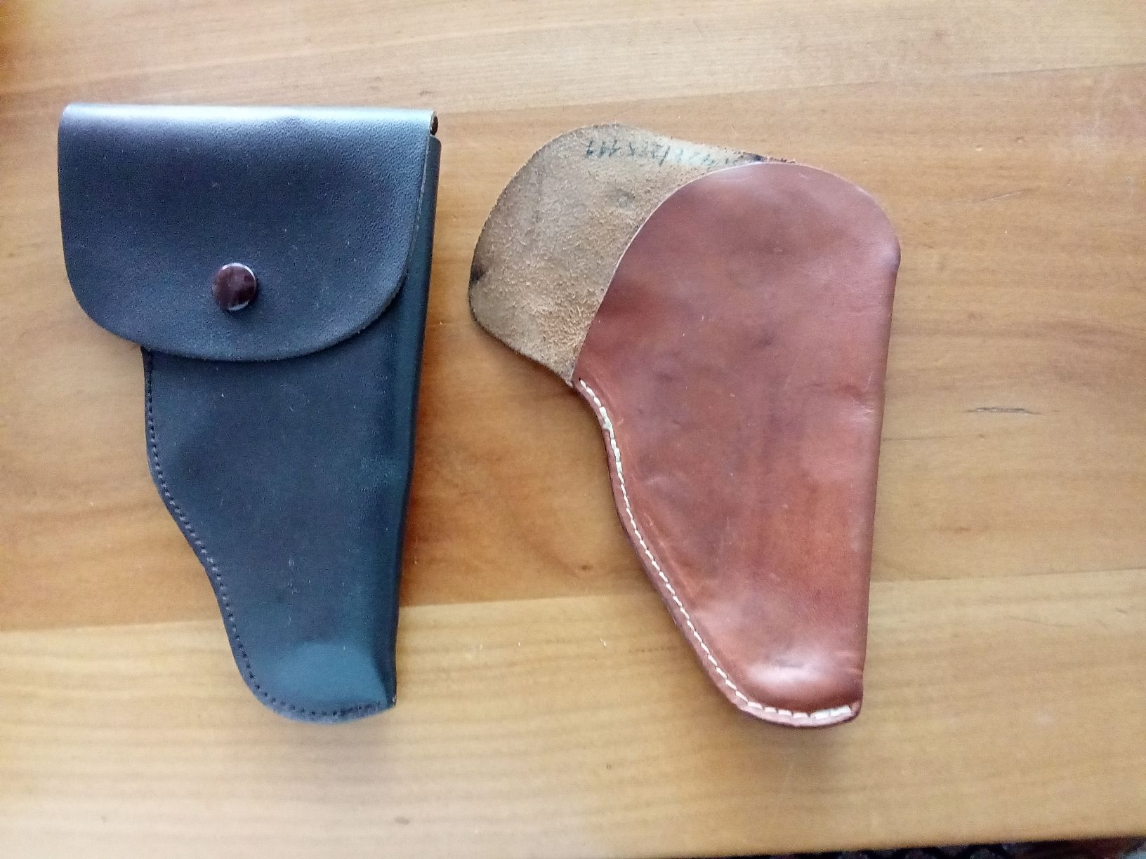 Tiro a segno:  3 PISTOLEN-ETUI – Usato da Muri BE venduto da Alk 2