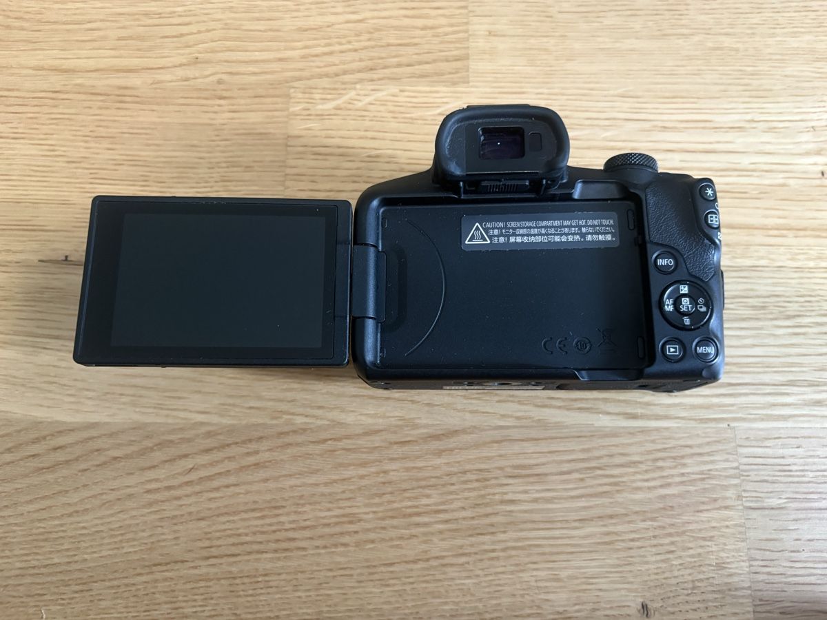 Canon Appareil photo: Canon EOS R50 +objectif RF 100-400mm +accessoires – D'occasion à Neuchâtel par Market_Dematos 6