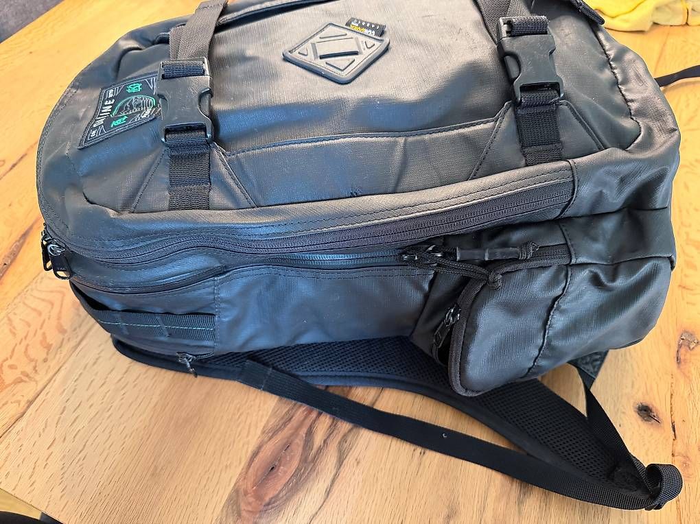 Zaini: Dakine Rucksack 32l mit Laptopfach – Usato da Kriens venduto da ros_y9j8 3