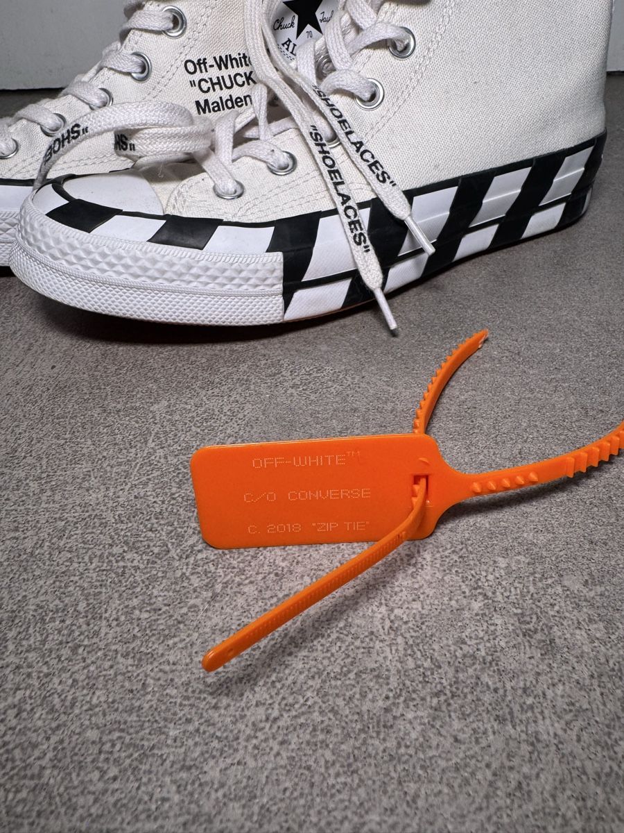 Off-White Scarpe da uomo: Off-White x Converse Chuck 70 "Stripe" – Usato da Muraz (Collombey) venduto da k.lr 4