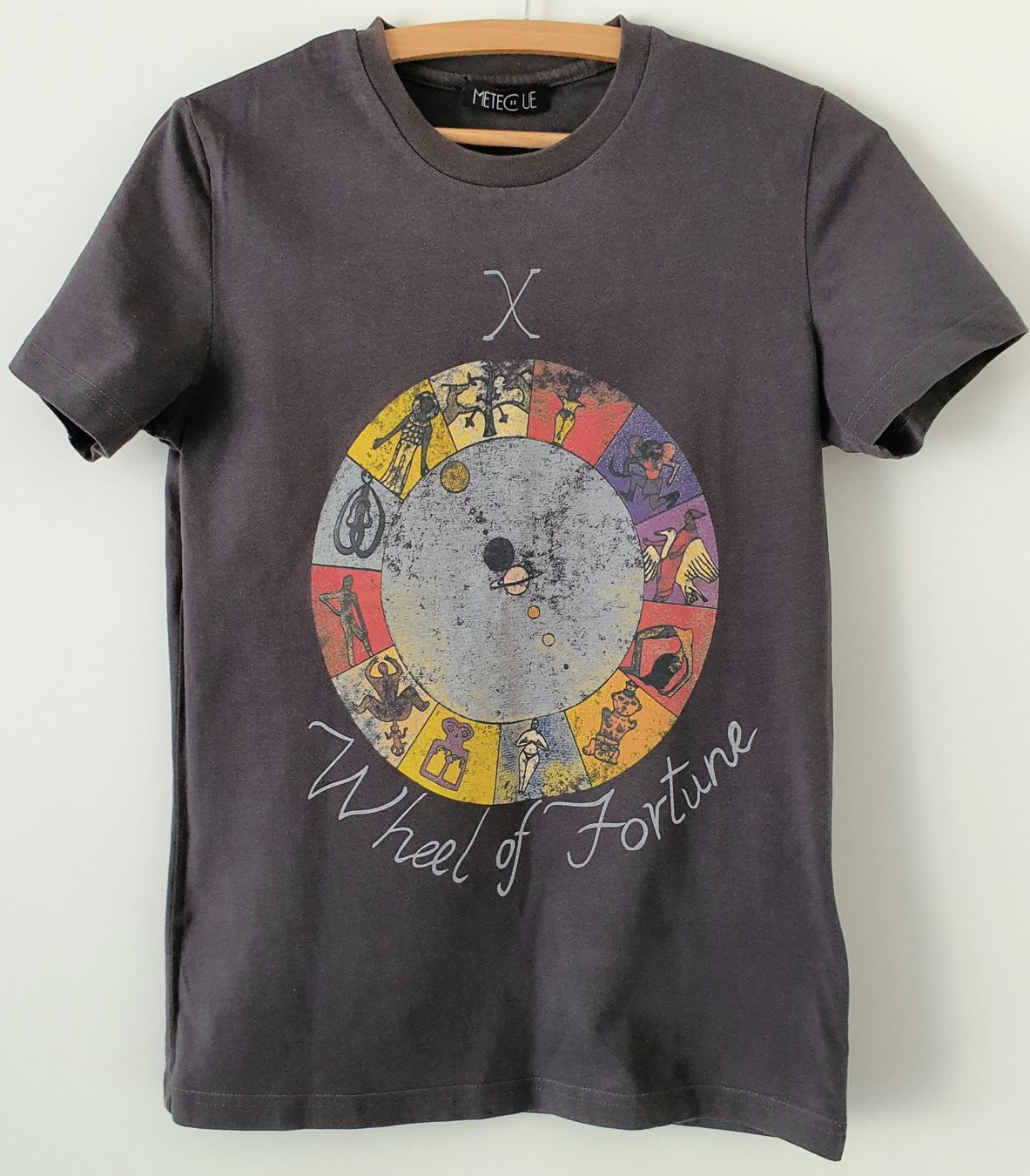 T-shirt: T-Shirt mit Print – Usato da Weiach venduto da sim_8s27 1