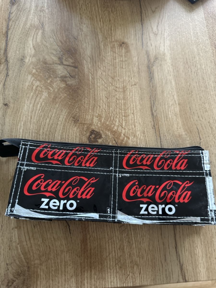 Kosmetikkoffer: Coca Cola Zero Etui / Kulturbeutel / Necessaire - HANDMADE – Neu (gemäss Beschreibung) aus Zuchwil von paedward