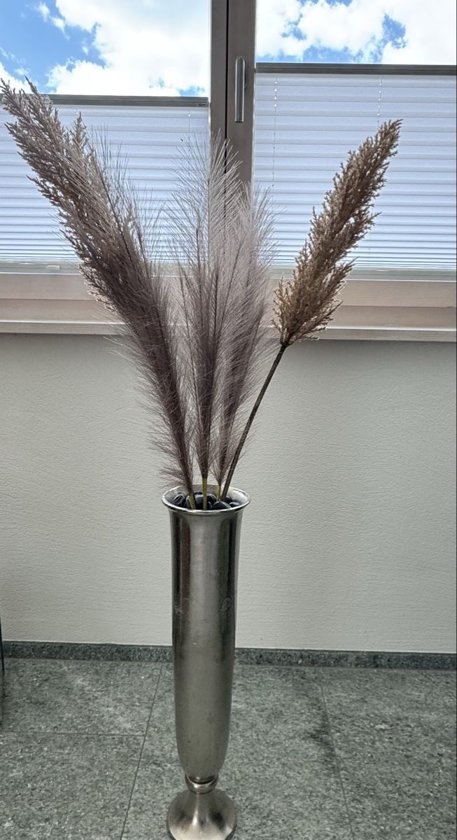 Tutte le decorazioni: Deko-Vase silber – Usato da Celerina venduto da Nivotrade