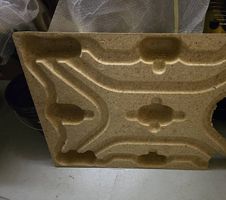 Formteil aus Holzfaserpressmaterial für Transport und Ver...