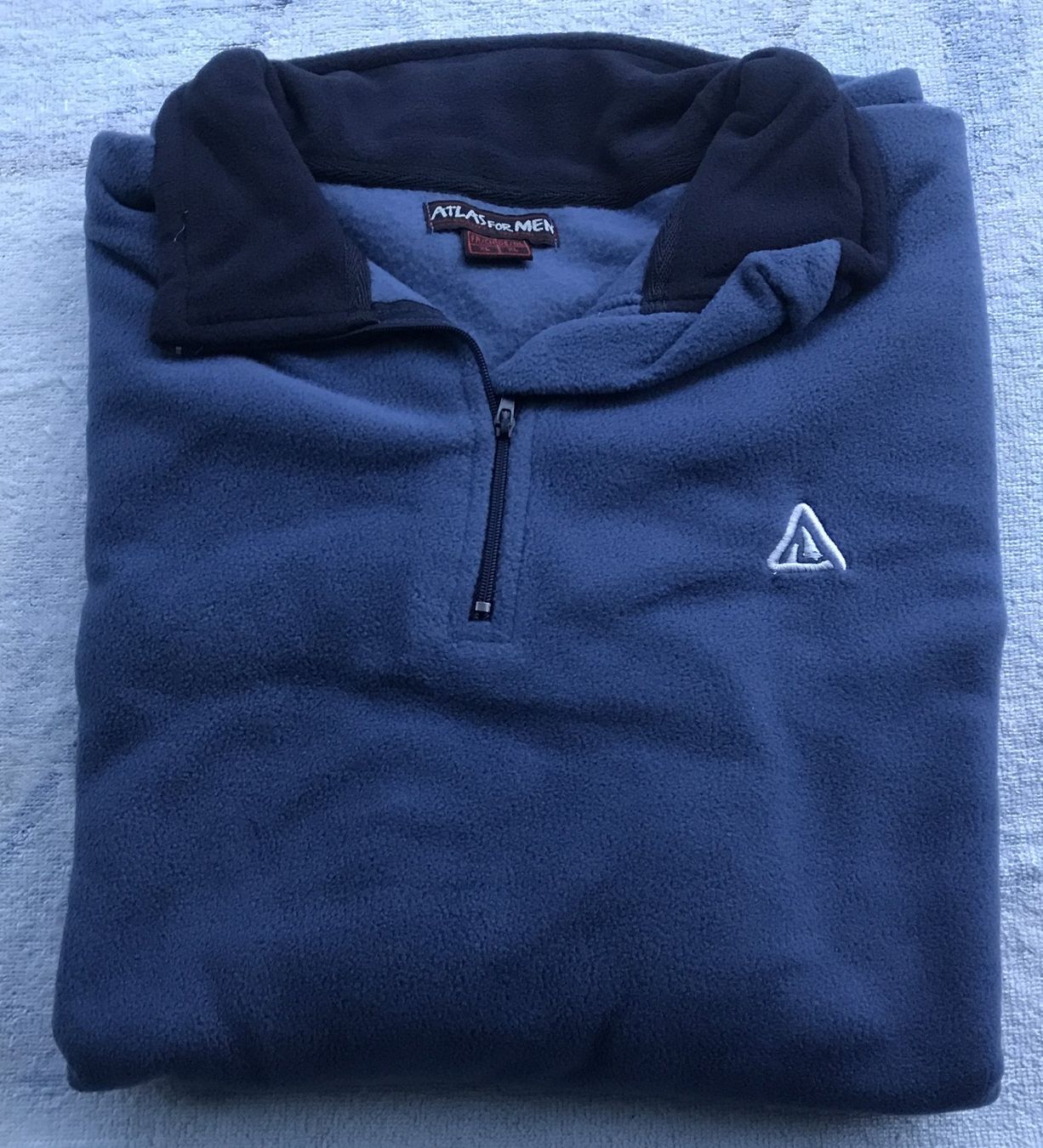 Maglioni & Felpe: WINTER / FRÜHLINGS PULLOVER NEU & ORIGINALVERPACKT GRÖSSE XL – Nuovo e nell'imballaggio originale da Ostermundigen venduto da Wyatt-Earp
