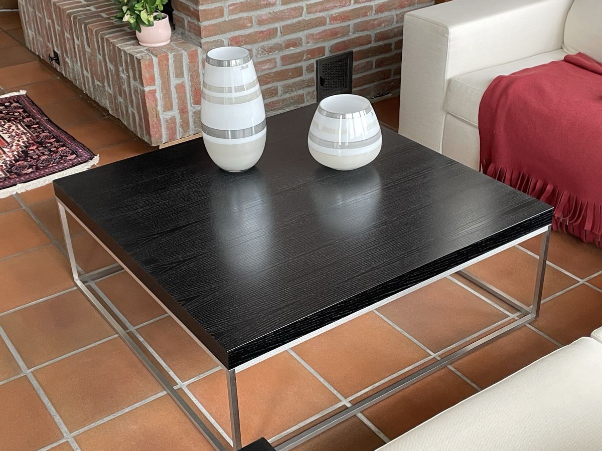 Tables: Couchtisch, quadratisch, Eiche schwarz, Gestell Edelstahl – D'occasion à Einsiedeln par wil_t9xt 1